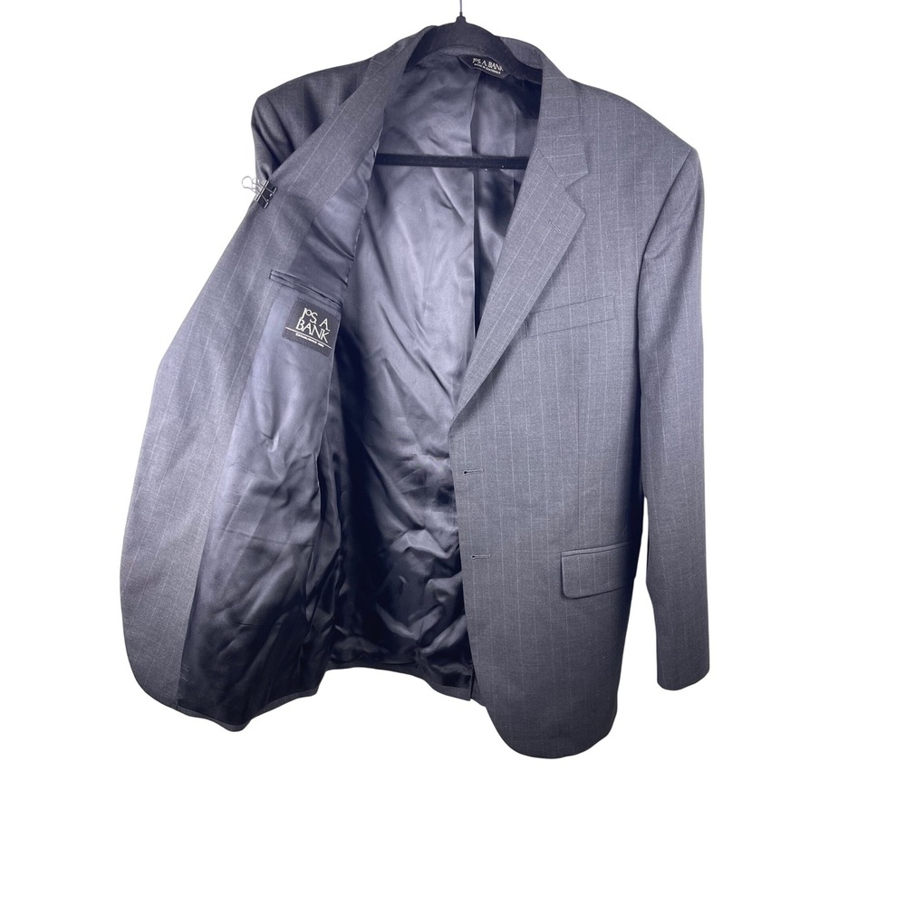 Jos A Bank Men's Gray Pinstripe 100%‎ Wool Blazer Sport Coat Jacket 39R